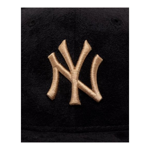 New Era New York Yankees 59FIFTY Fitted Hat Cap Black Tan Suede - Picture 3 of 7